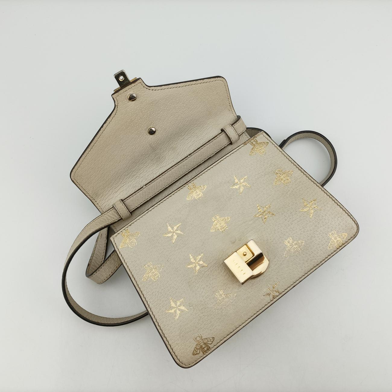 Sylvie Ivory×navy×red Leather C026707430シルヴィ アイボリー×ネイビー×レッド レザー 470270 C026707430