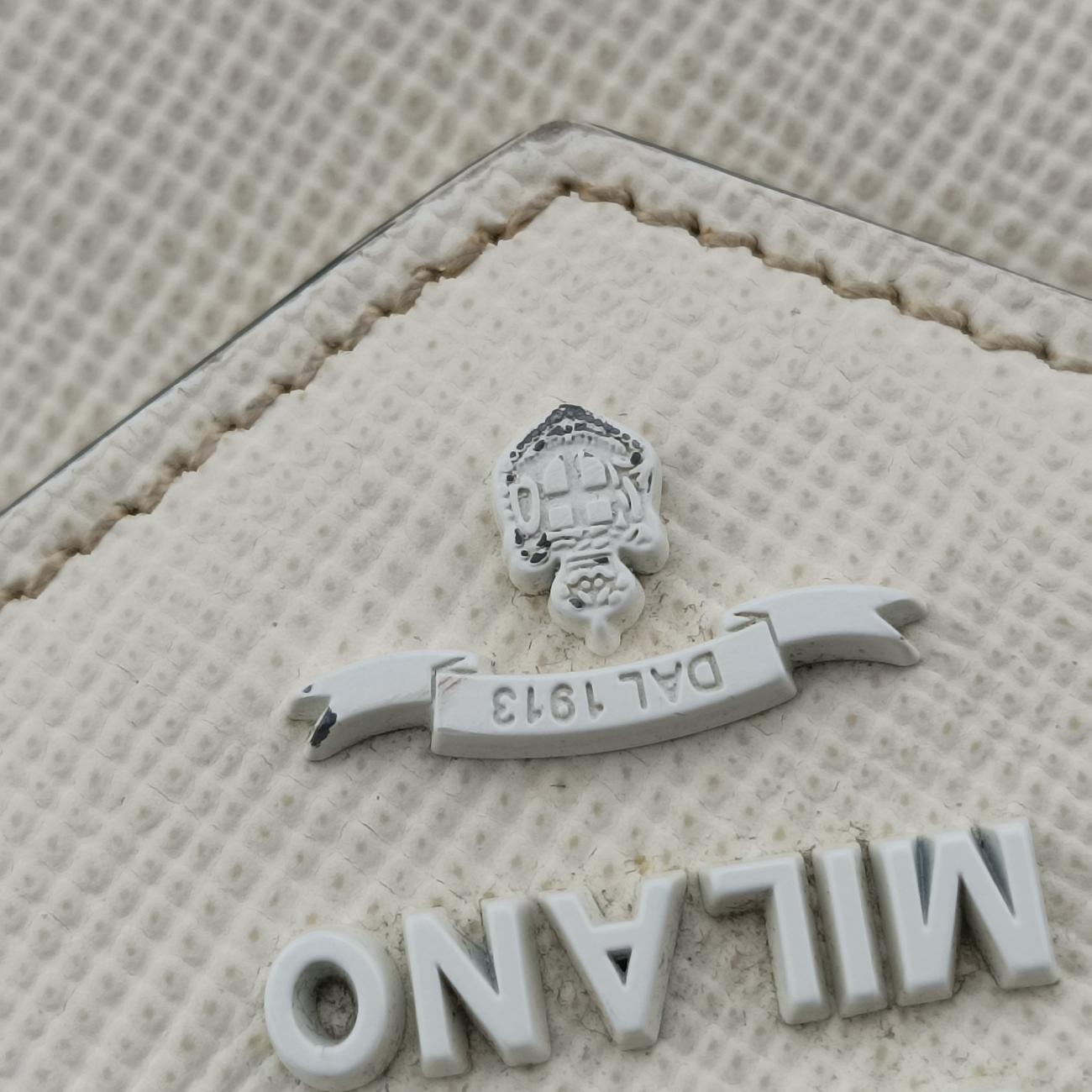 Monochrome Robot White SAFFIANO Leather 1BD127 7/Dモノクローム ロボット ホワイト サフィアーノレザー 1BD127 7/D