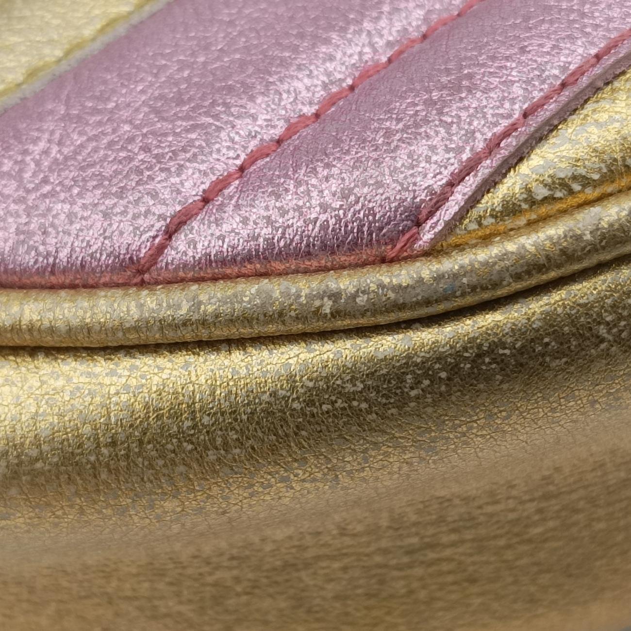 GG MarmontPink × GoldLeather550154F027277039GGマーモントピンク × ゴールドレザー550154F027277039