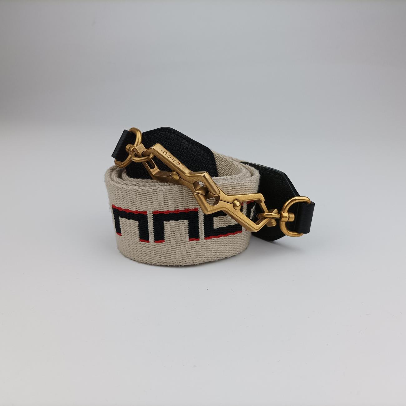 Crystal Butterfly Linea Totem Black x Green x Red x Multicolor Leather G023685353クリスタルバタフライリネアトーテム ブラック×グリーン×レッド×マルチカラー レザー 505342 G023685353