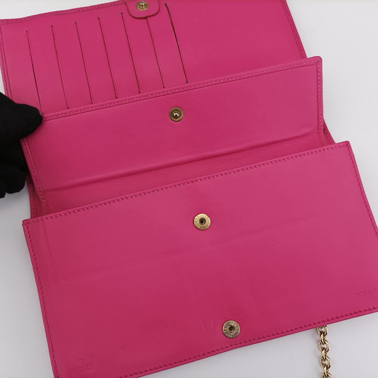 Embossed Logo Rose Leather 8M0219 2401-8M0219-YMY-089エンボス ロゴ ローズ レッド レザー 8M0219 2401-8M0219-YMY-089