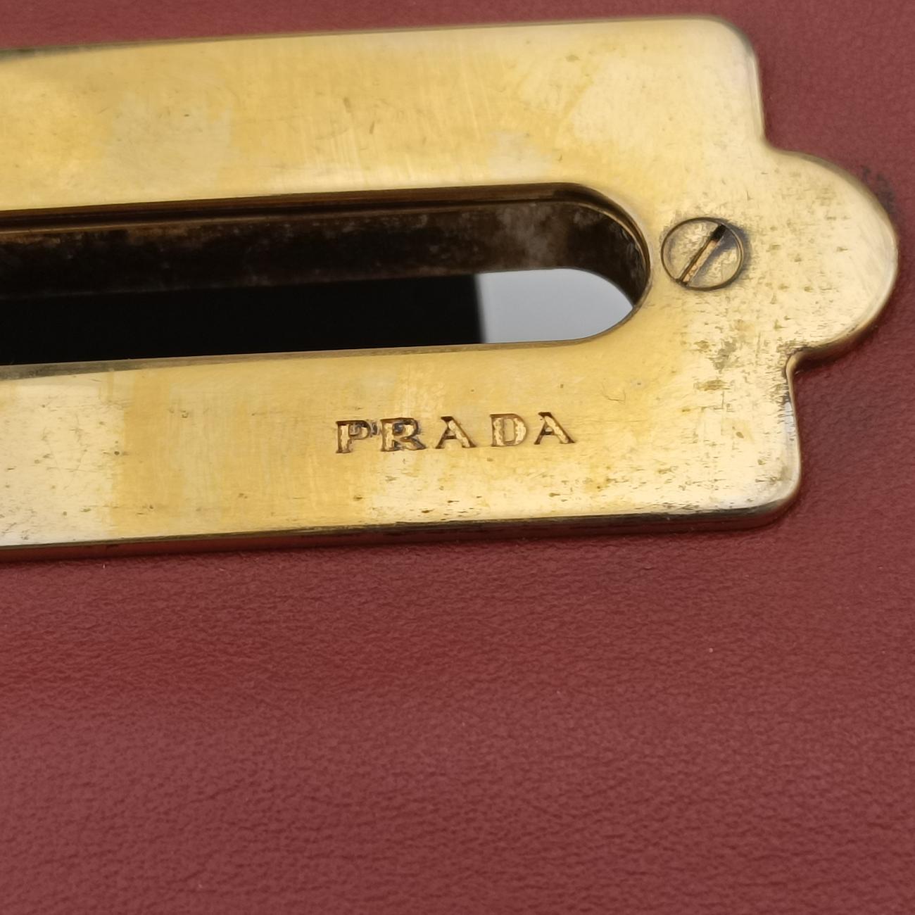 Cahier Red×black Leather 1BD045 25カイエ レッド×ブラック レザー 1BD045 25