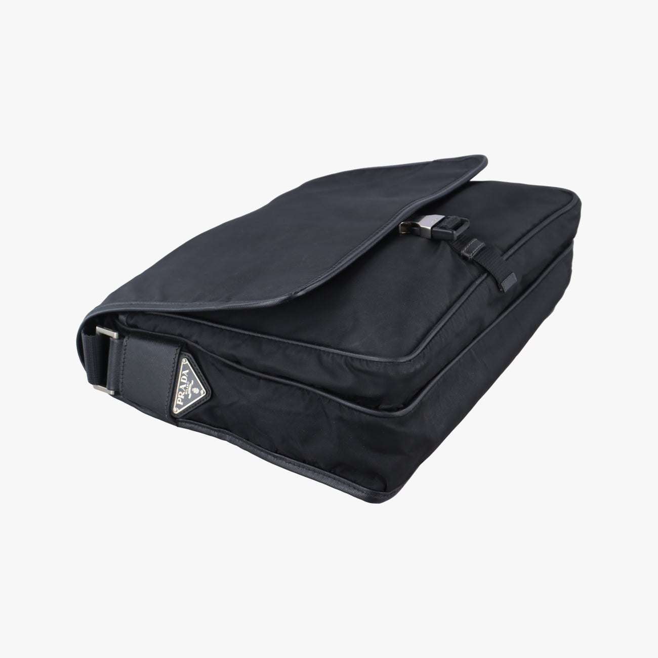 Vela Messenger Bag Black Nylon 165ヴェラ メッセンジャーバッグ ブラック ナイロン V166 165