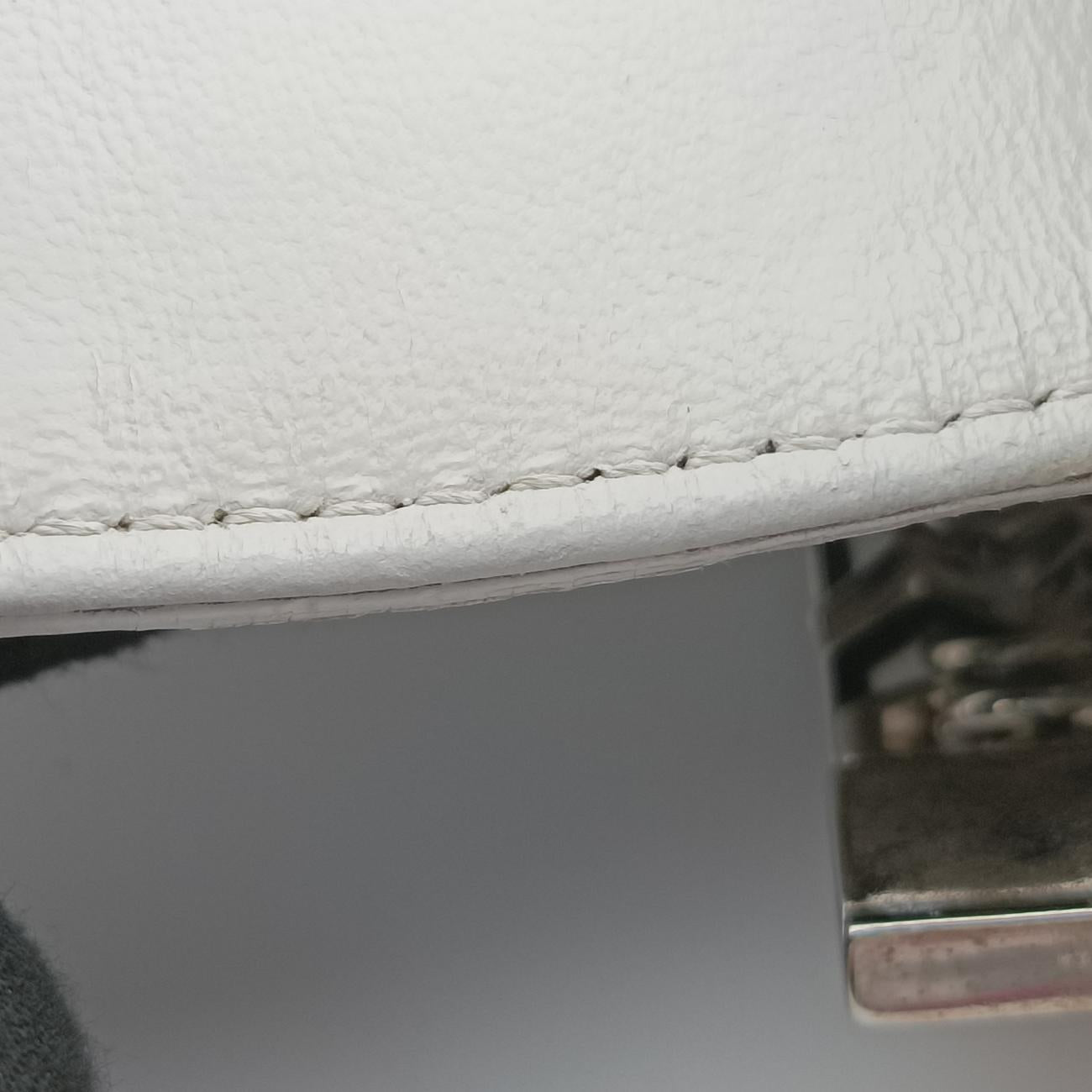 Studded Crystal Chain White Leather スタッズクリスタルチェーン ホワイト レザー