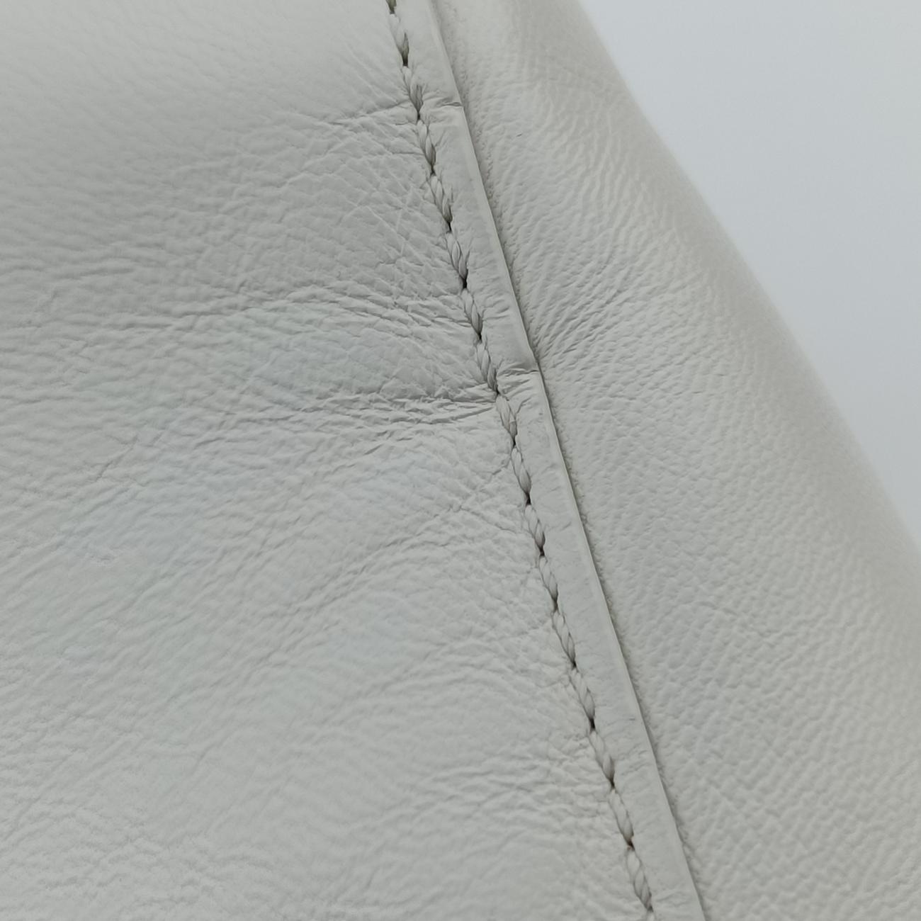 Studded Crystal Chain White Leather スタッズクリスタルチェーン ホワイト レザー