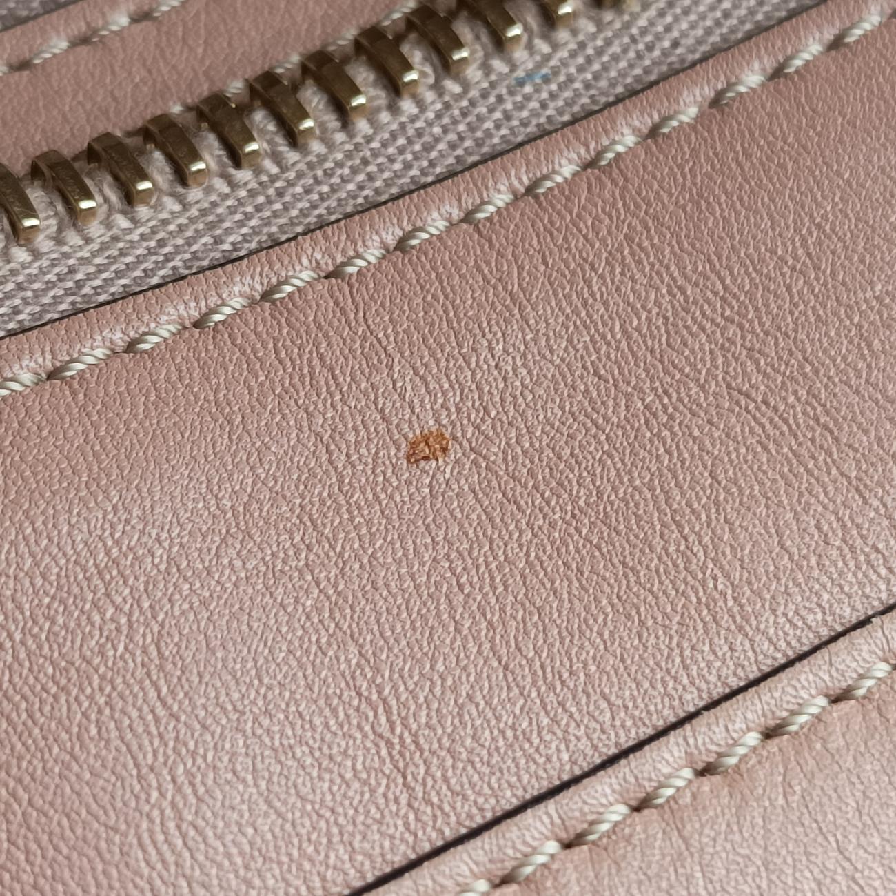 Rockstud Pink Leather BS-E339BOL1ロックスタッズ ピンク レザー BS-E339BOL1