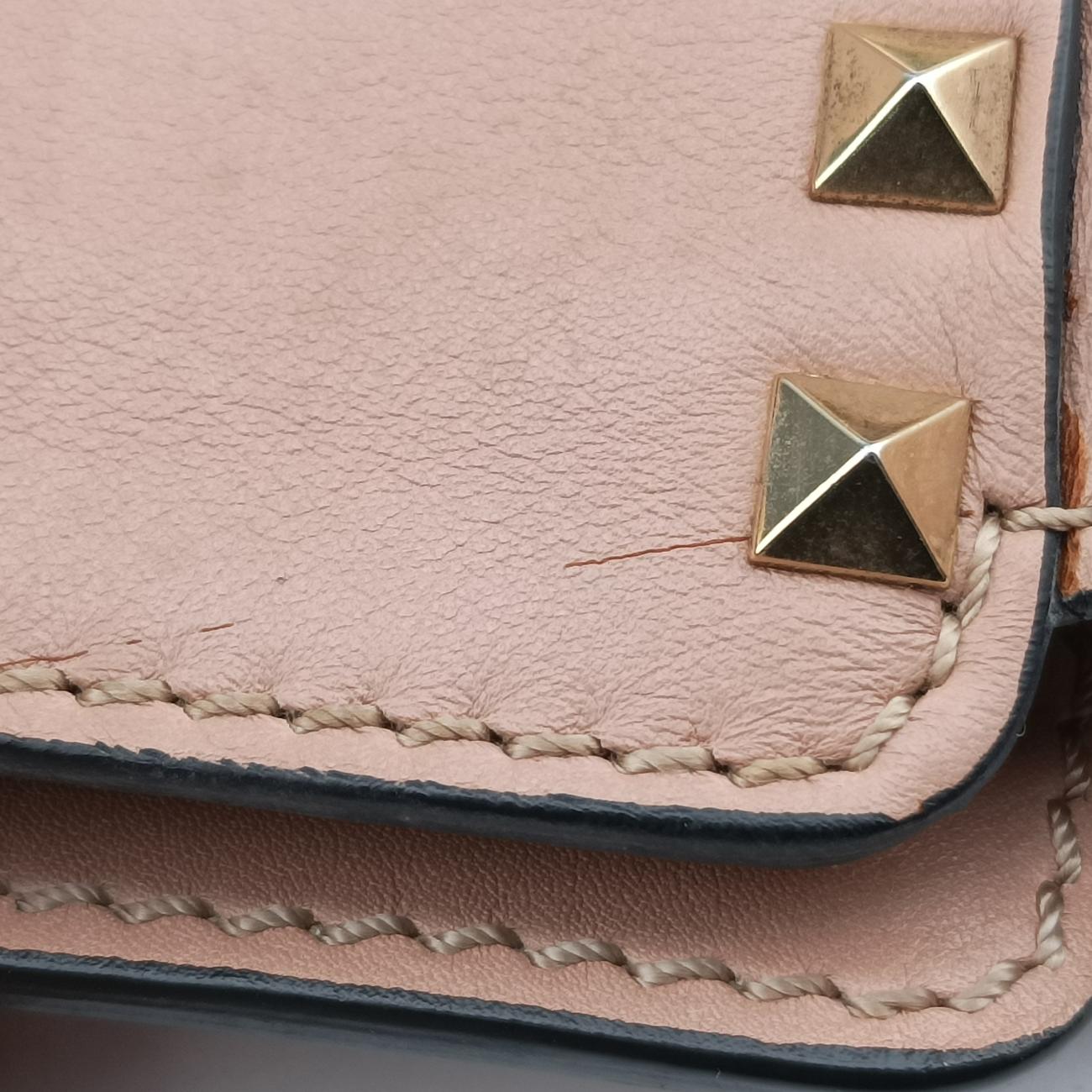 Rockstud Pink Leather BS-E339BOL1ロックスタッズ ピンク レザー BS-E339BOL1