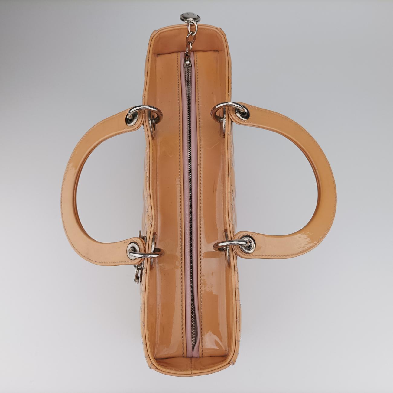 Lady Dior Beige Patent 13-BO-0172レディディオール ベージュ パテント 13-BO-0172