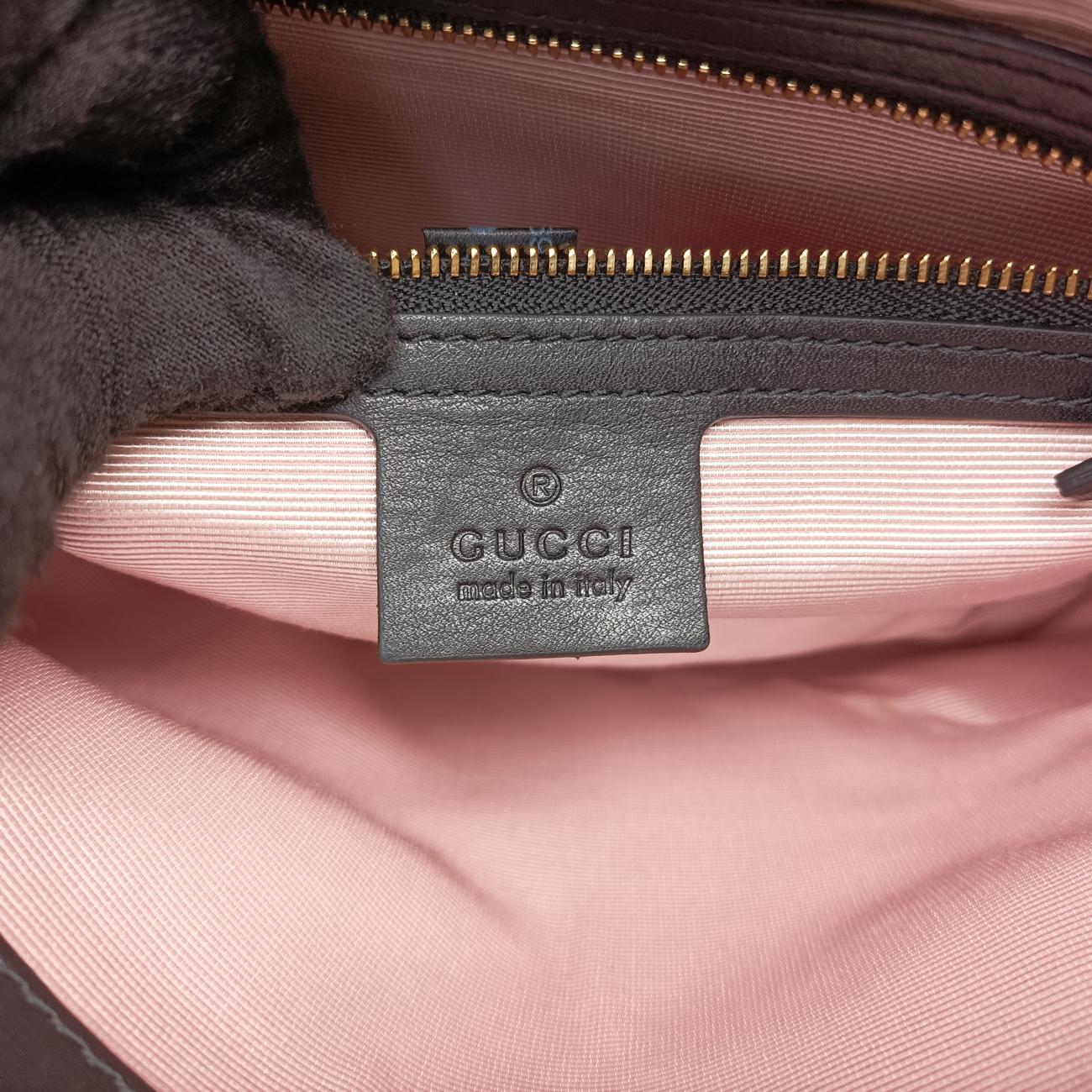 Arli Black Suede G026953621アリー ブラック スエード 550126 G026953621