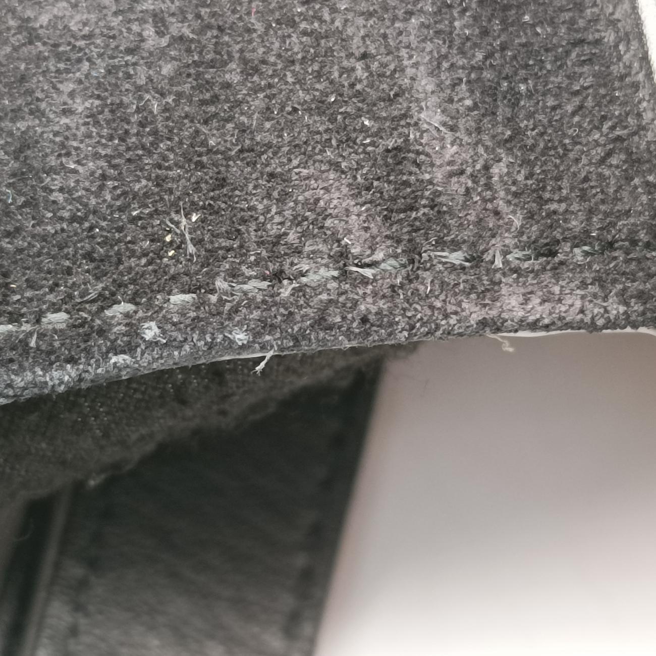 Arli Black Suede G026953621アリー ブラック スエード 550126 G026953621