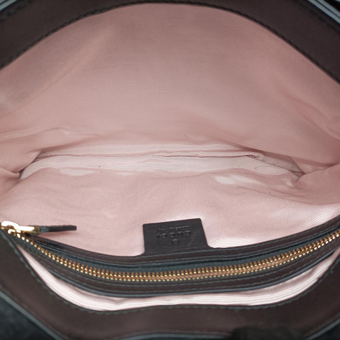 Arli Black Suede G026953621アリー ブラック スエード 550126 G026953621