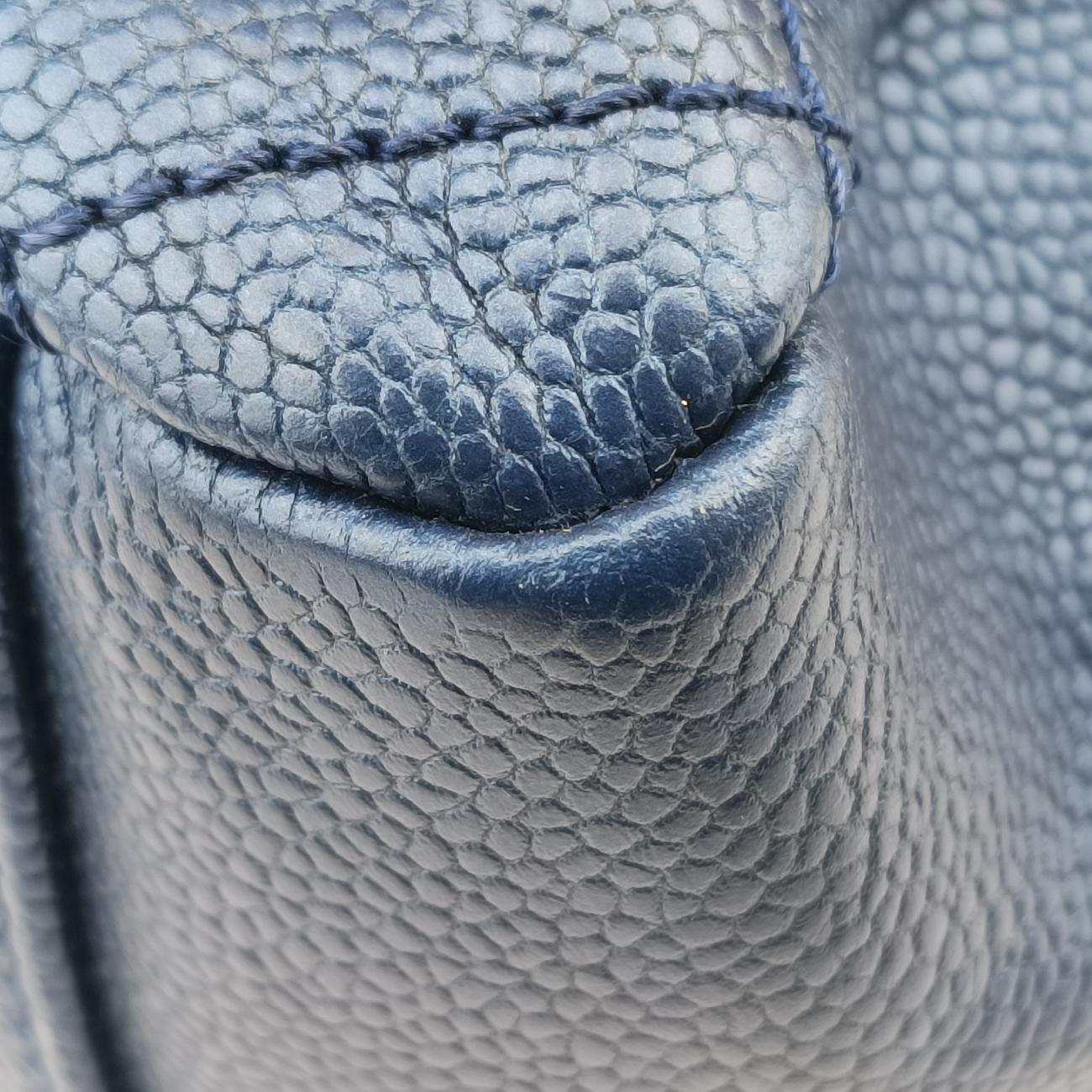 Matelasse Cocomark GSTBlueCaviar LeatherA6741417109181マトラッセ ココマークGSTブルーキャビアスキンA6741417109181