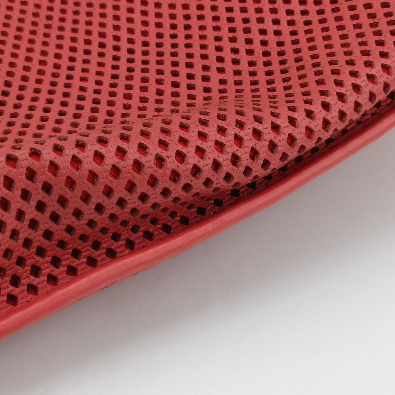 Up in the Air Perforated French RivieraRedlambskinA6765517492998アップ ザ エア フレンチリビエラレッドラムスキンA6765517492998