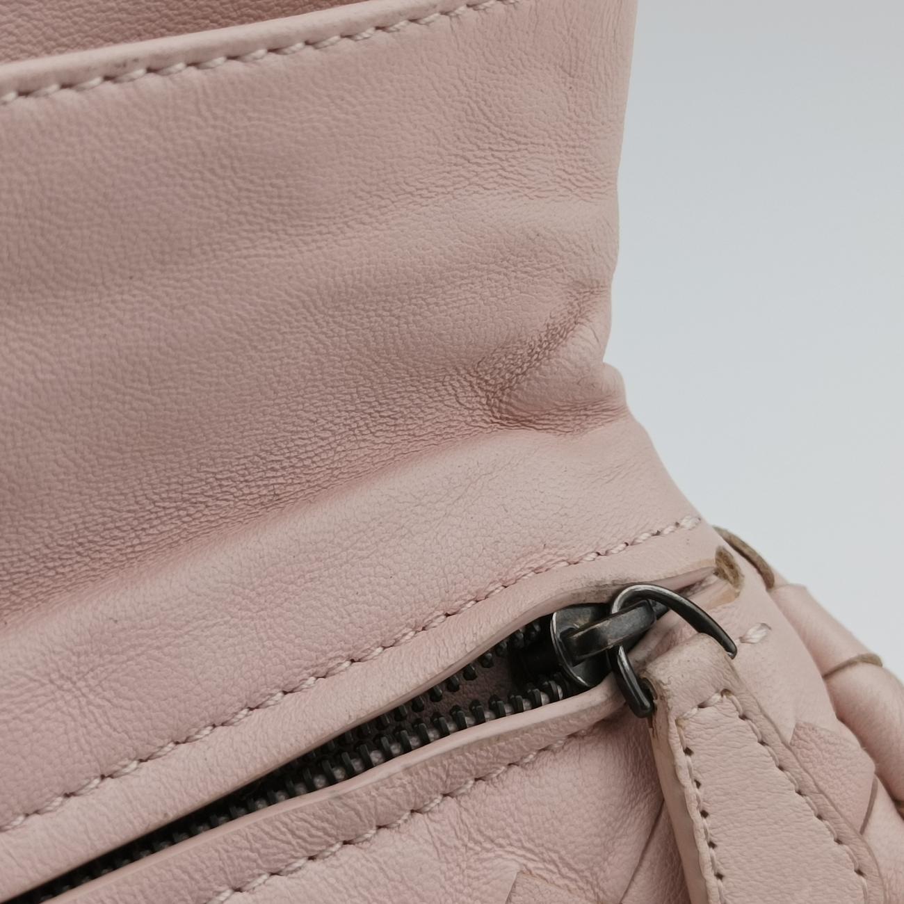 Intreccaito Olimpia Pink lambskin B05479957Iイントレチャート オリンピア ピンク ラムスキン B05479957I