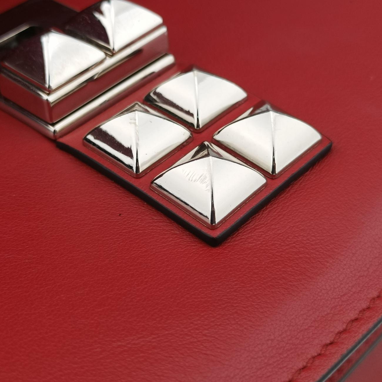Electra Studded Red Leather x Saffiano leather 1BD120 25エレクトラ スタッズ レッド レザー×サフィアーノレザー 1BD120 25