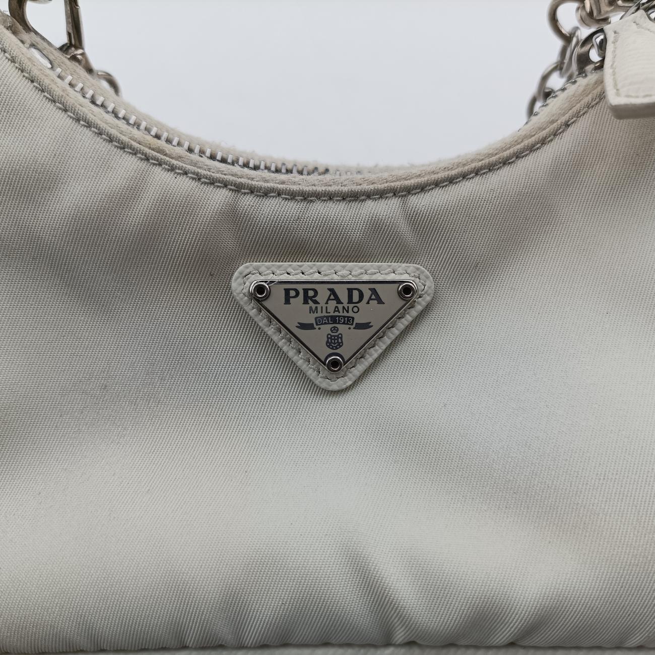 Re-Edition Nylon Mini white nylon 1TT122 42リエディションナイロンミニ ホワイト ナイロン 1TT122 42