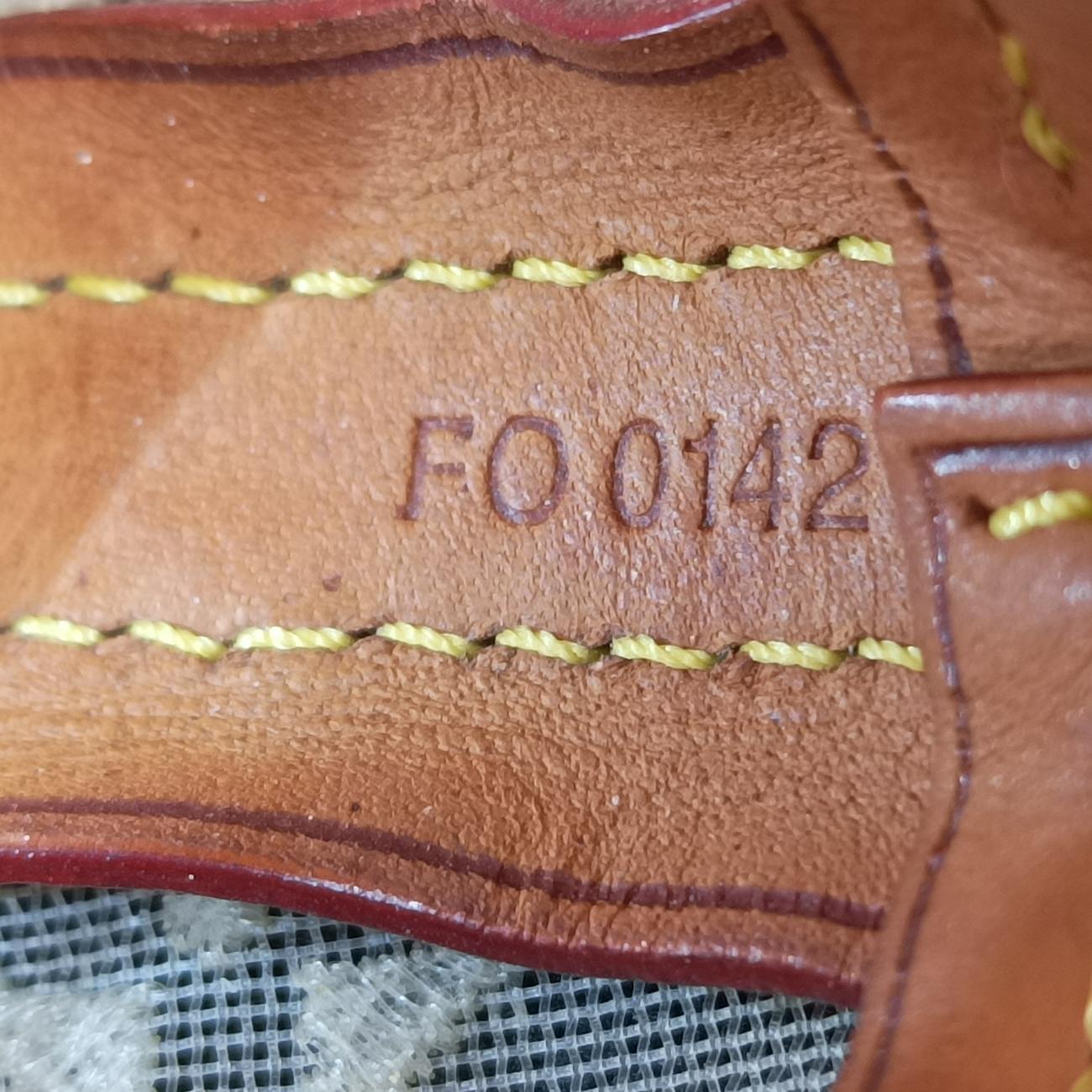 Transparence Lockit East West white Ikat nylon canvas× leather M40701 FO0142トランスペアレンス ロックイット イーストウエスト ホワイト イカットナイロンキャンバス×レザー M40701 FO0142