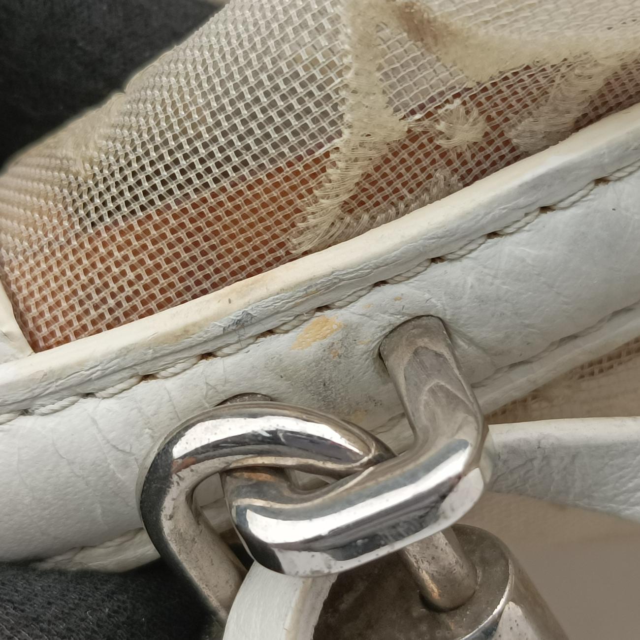 Transparence Lockit East West white Ikat nylon canvas× leather M40701 FO0142トランスペアレンス ロックイット イーストウエスト ホワイト イカットナイロンキャンバス×レザー M40701 FO0142