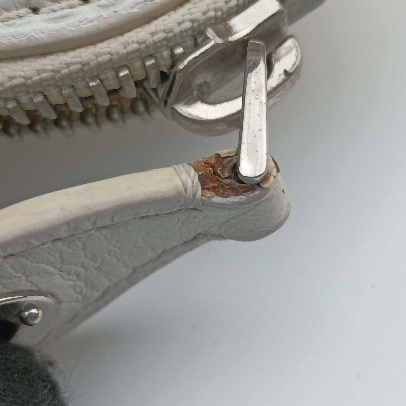 Transparence Lockit East West white Ikat nylon canvas× leather M40701 FO0142トランスペアレンス ロックイット イーストウエスト ホワイト イカットナイロンキャンバス×レザー M40701 FO0142