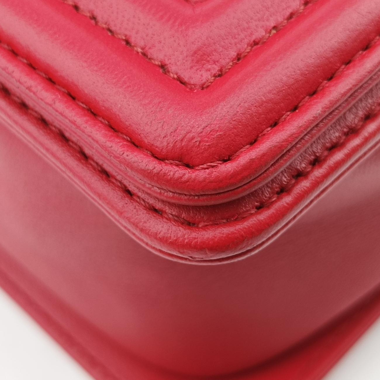 BOY CHANEL Red lambskin A66094 17592011ボーイシャネル レッド ラムスキン A66094 17592011