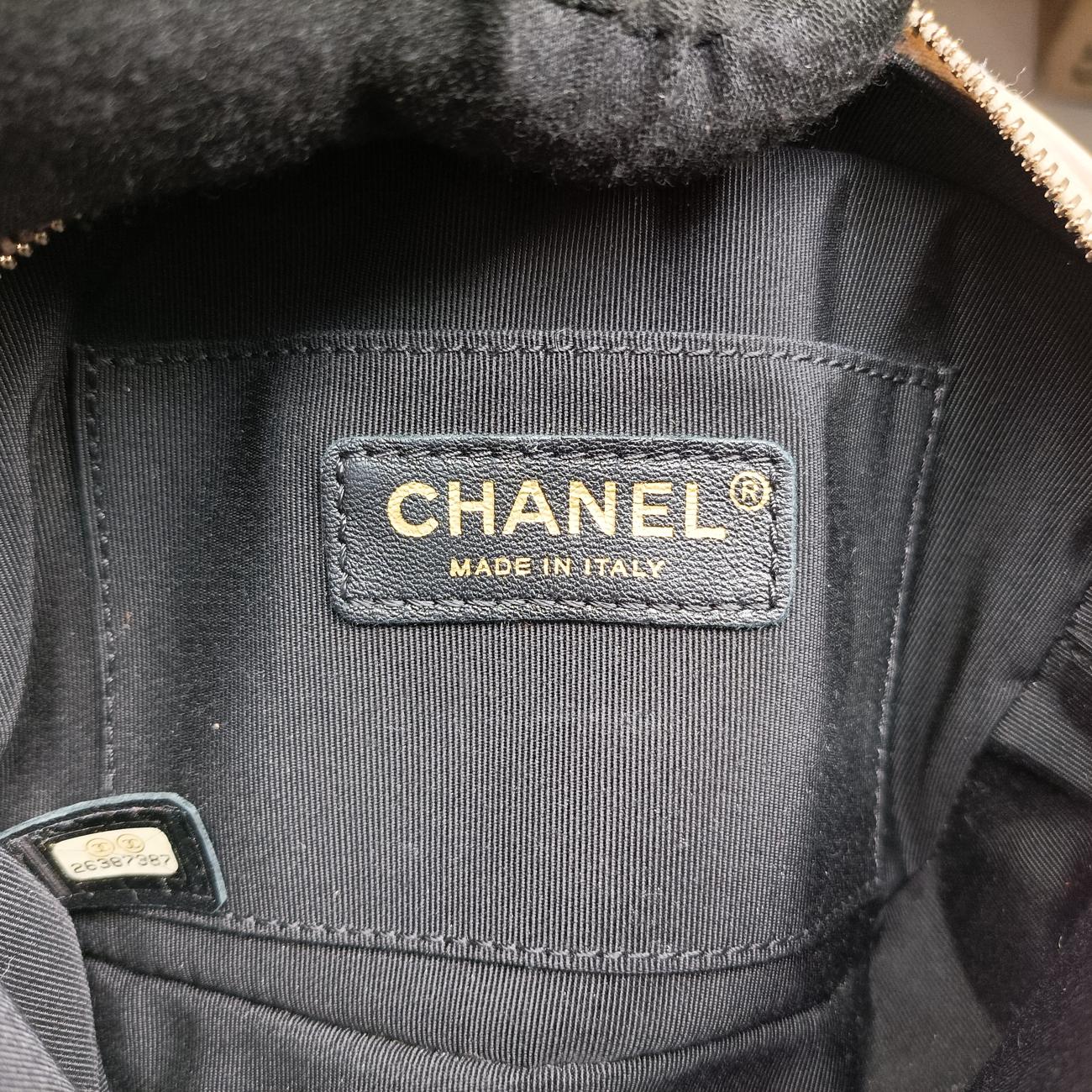 Button Up Double Zip Camera Pinkish Beige Leather 26387387ボタンアップダブルジップカメラ ピンキッシュベージュ レザー A57574 26387387