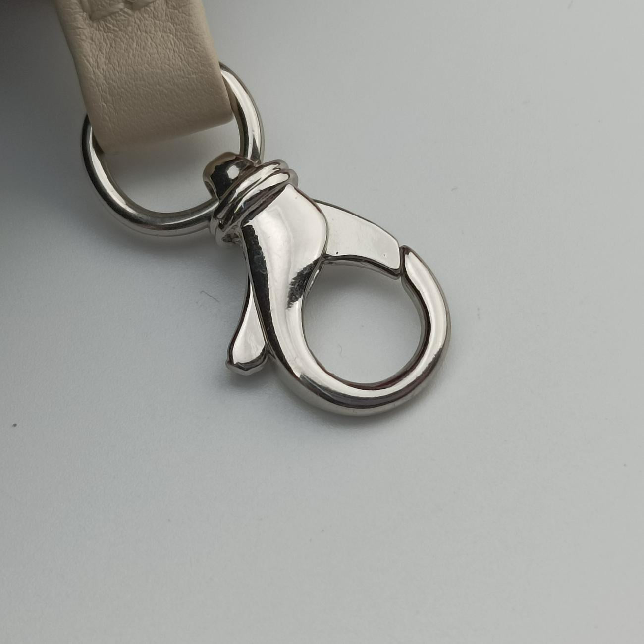 East West Red lambskin A37694 12109680イーストウエスト レッド ラムスキン A37694 12109680