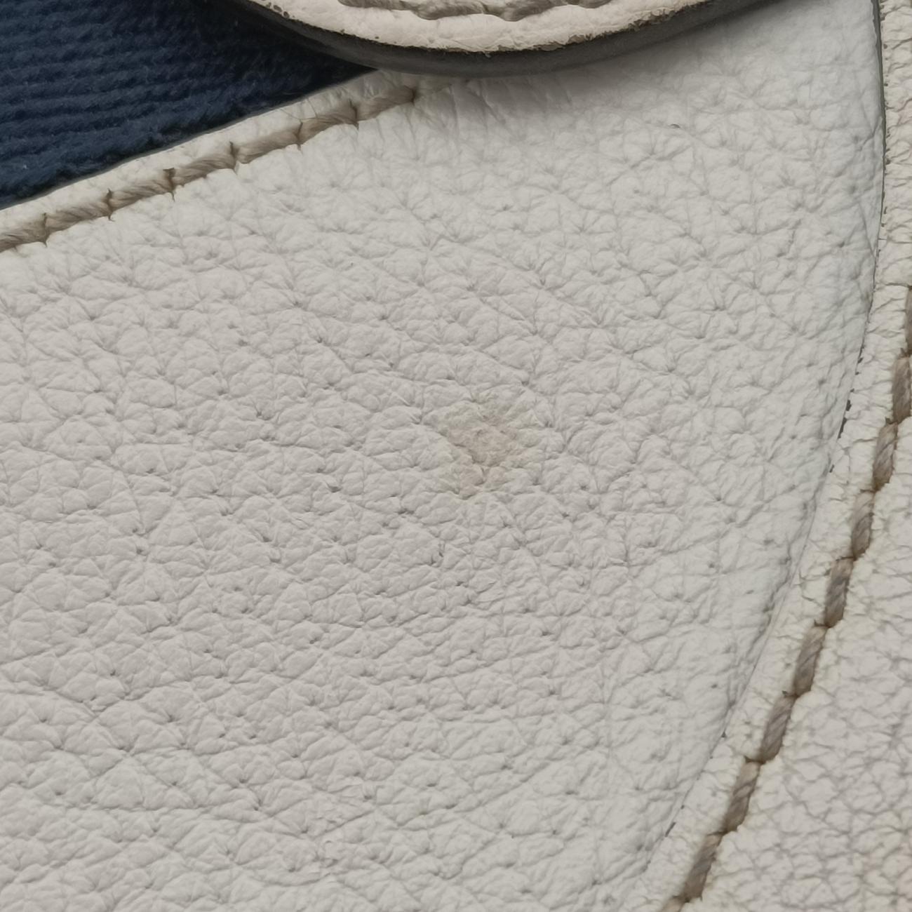 Ophidia White×red×navy Leather 550618 Lot number unknownオフィディア ホワイト×レッド×ネイビー レザー 550618 製番不明