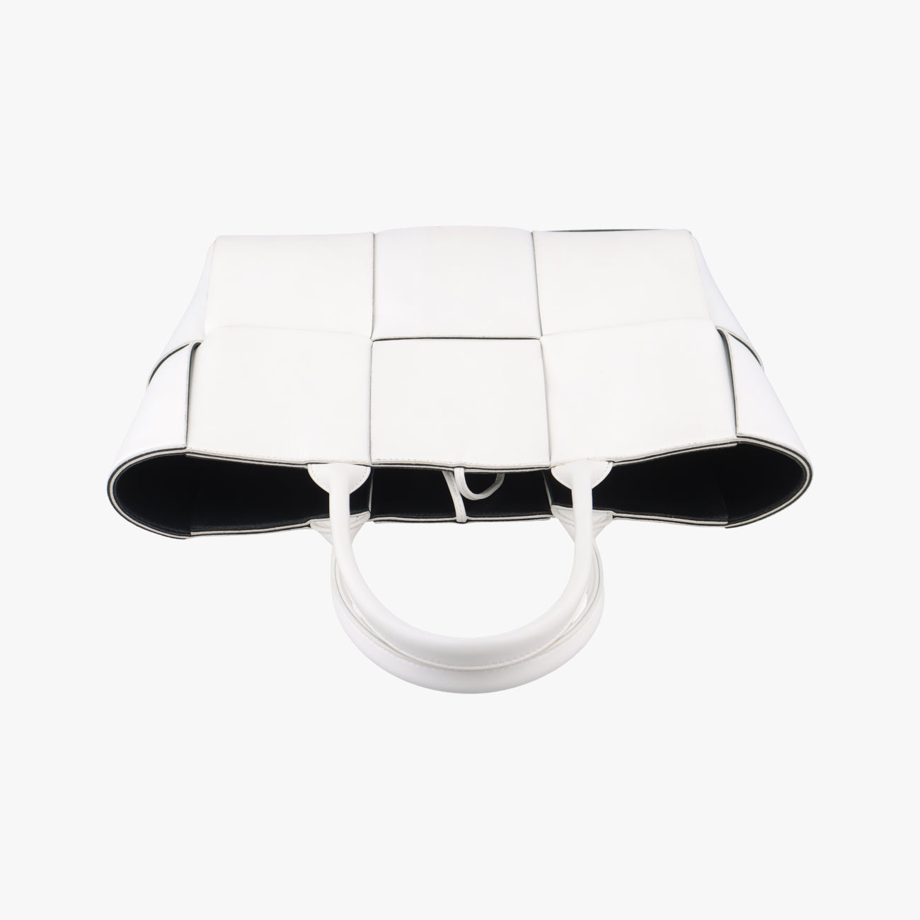 The Arcotote White lambskin B09591075Rザ アルコトート ホワイト ラムスキン B09591075R
