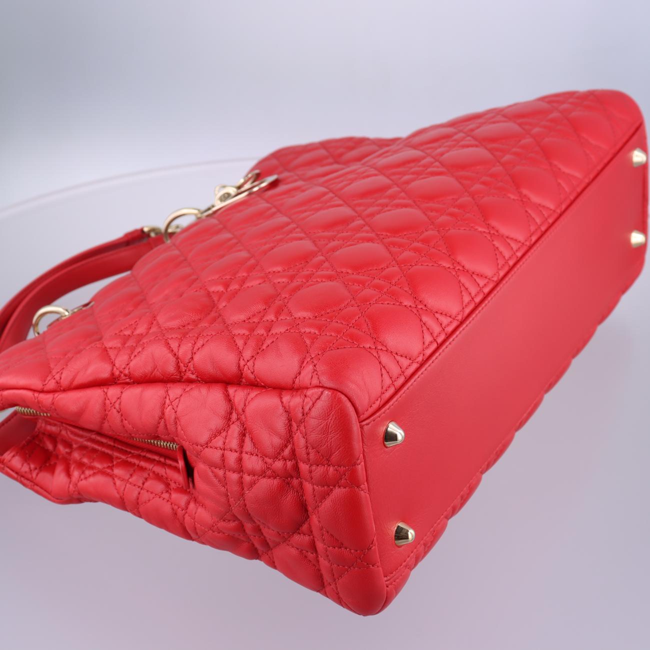 Cannage Dior Soft Shopping Red lambskin 01-BO-1103ディオールソフト レッド ラムスキン 01-BO-1103