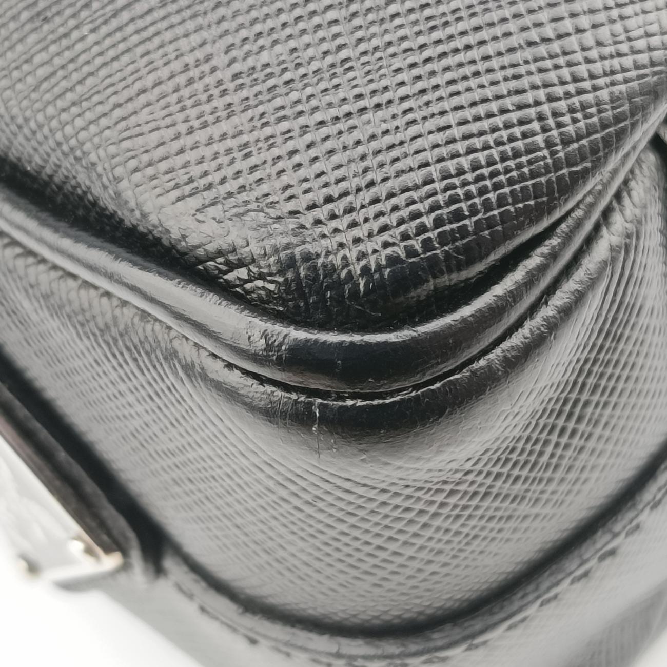 business bag briefcase Black SAFFIANO Leather 38ビジネスバッグ ブリーフケース ブラック サフィアーノレザー 2VE363 38