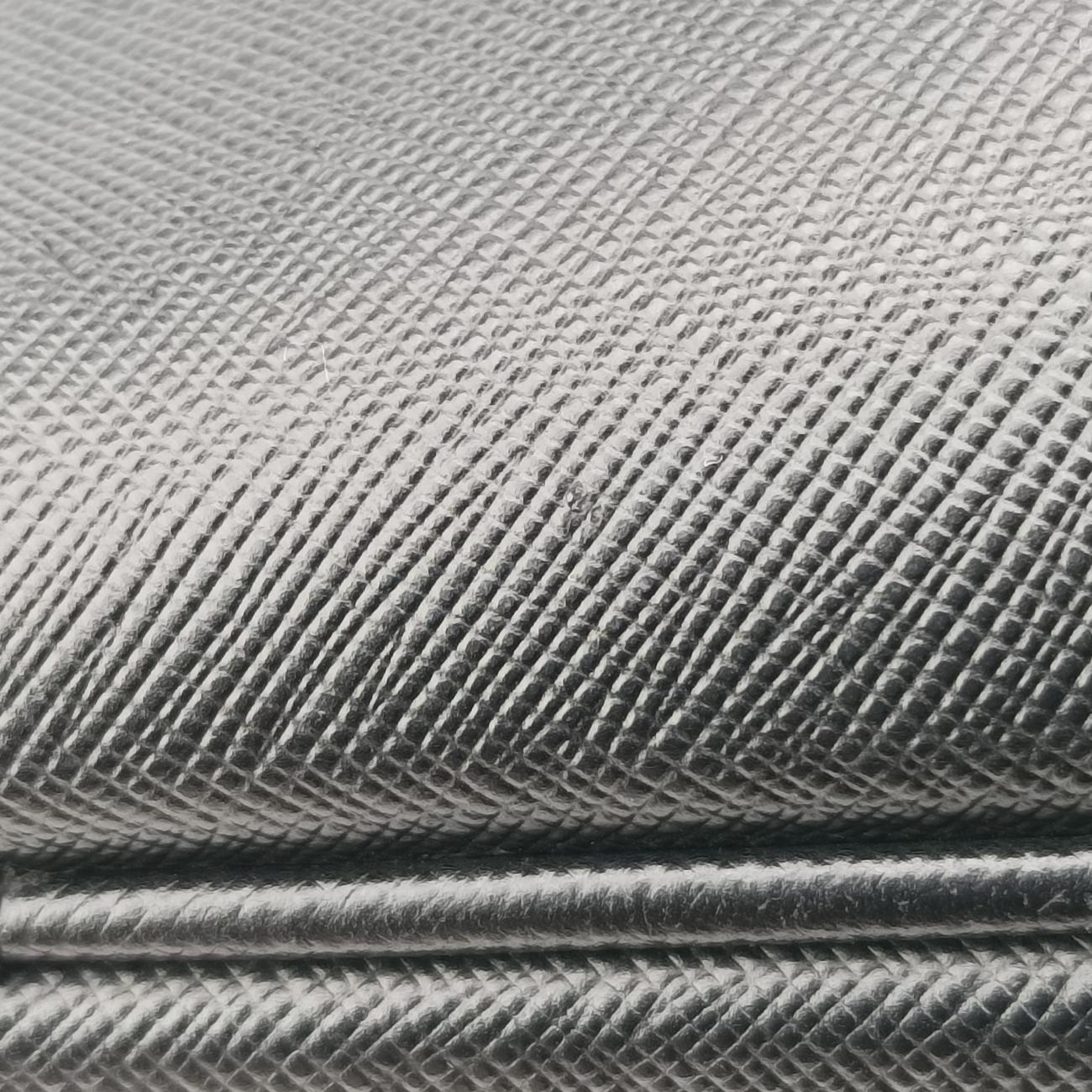 business bag briefcase Black SAFFIANO Leather 38ビジネスバッグ ブリーフケース ブラック サフィアーノレザー 2VE363 38