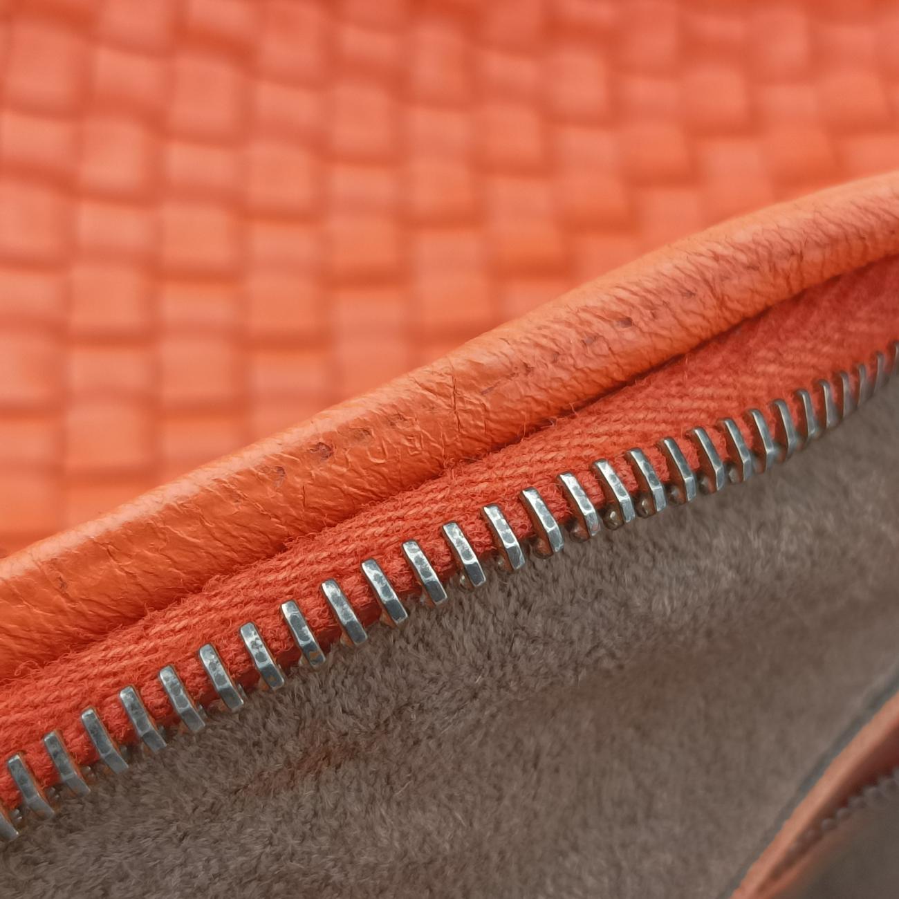 Intrecciato Orange lambskin 232500 V0016 7561 EPEV 2011 565 Aイントレチャート オレンジ ラムスキン 232500 V0016 7561 EPEV 2011 565 A