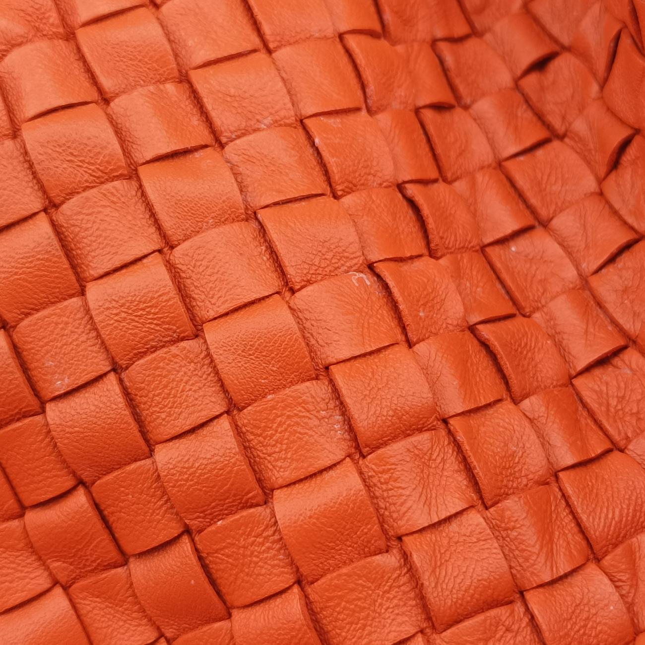 Intrecciato Orange lambskin 232500 V0016 7561 EPEV 2011 565 Aイントレチャート オレンジ ラムスキン 232500 V0016 7561 EPEV 2011 565 A