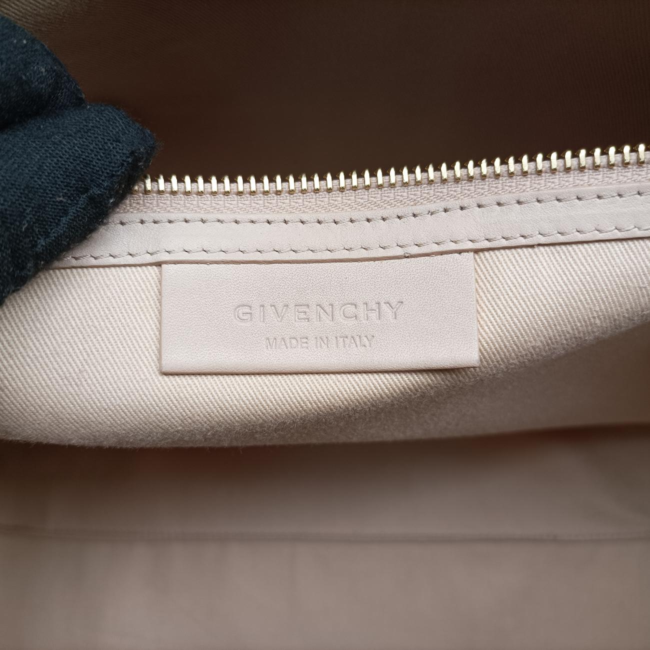 Antigona Beige Leather 3C1101アンティゴナ ベージュ レザー 3C1101