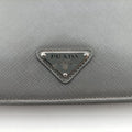 Triangle Logo Plate Grey Saffiano Leather 49三角 ロゴ プレート グレー サフィアーノレザー 49