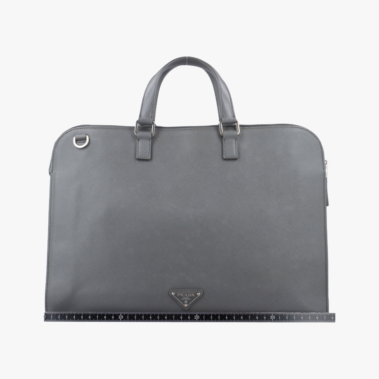 Triangle Logo Plate Grey Saffiano Leather 49三角 ロゴ プレート グレー サフィアーノレザー 49