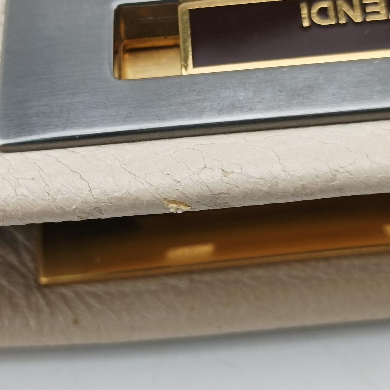 PEEKABOO Large Beige Leather 8BN210 2516-8BN210.DU9-109ピーカブー ラージ ベージュ レザー 8BN210 2516-8BN210.DU9-109