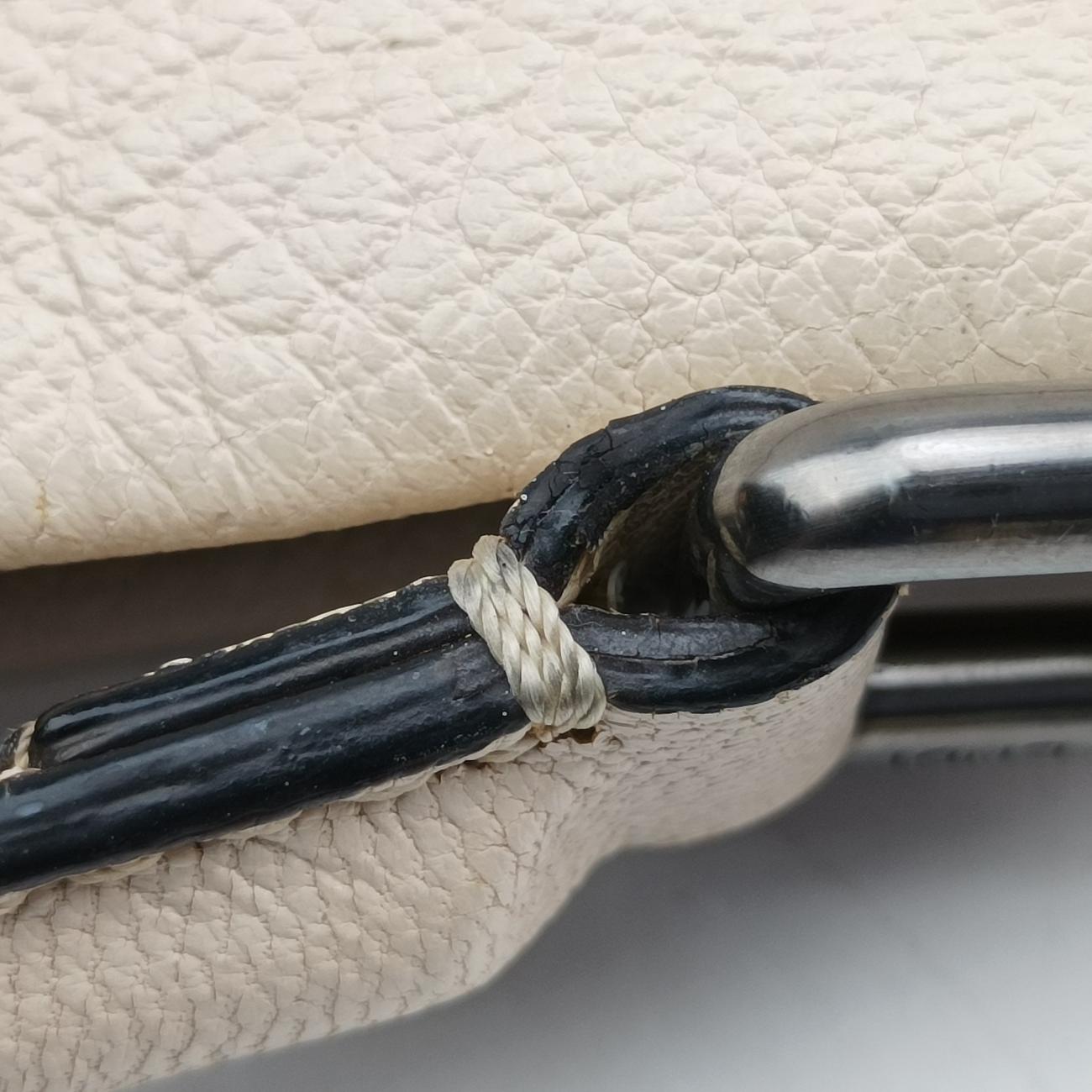 PEEKABOO Large Beige Leather 8BN210 2516-8BN210.DU9-109ピーカブー ラージ ベージュ レザー 8BN210 2516-8BN210.DU9-109