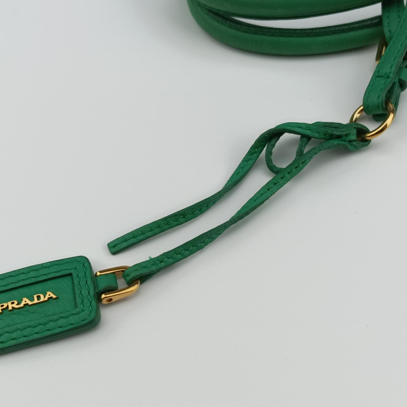 Triangular logo plate Green nylon 14三角ロゴプレート  グリーン ナイロン 14