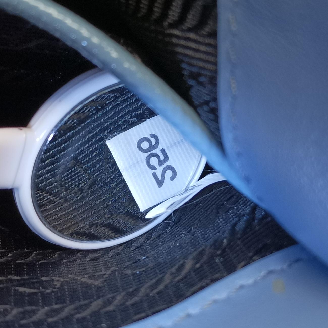 milano logo Blue Patent 1BP012 256ミラノロゴ ブルー パテント 1BP012 256