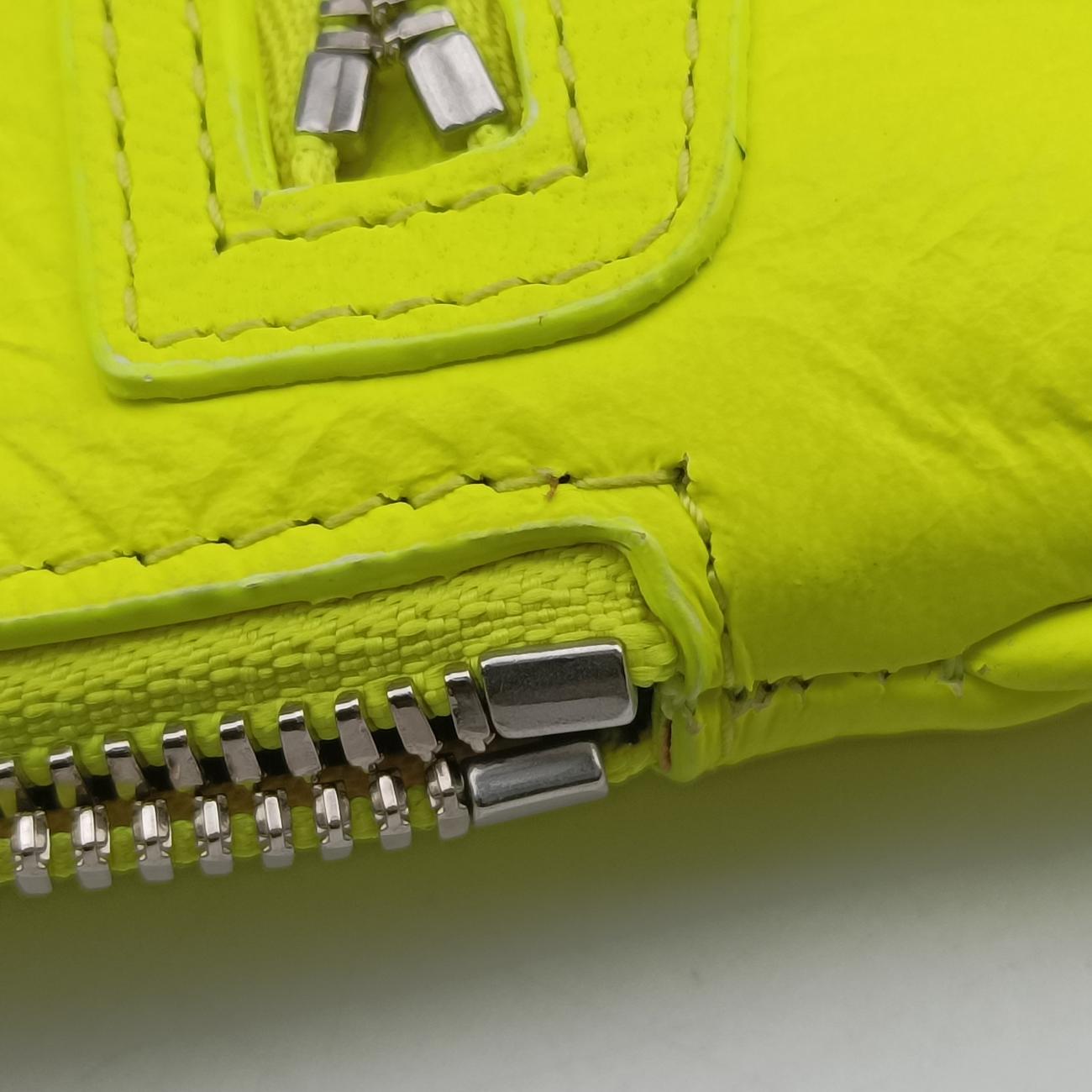 Pochette Yellow Leather 431654.7210 C.528147ポシェット イエロー レザー 431654.7210 C.528147