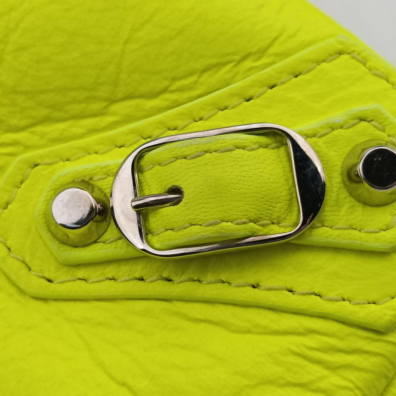 Pochette Yellow Leather 431654.7210 C.528147ポシェット イエロー レザー 431654.7210 C.528147