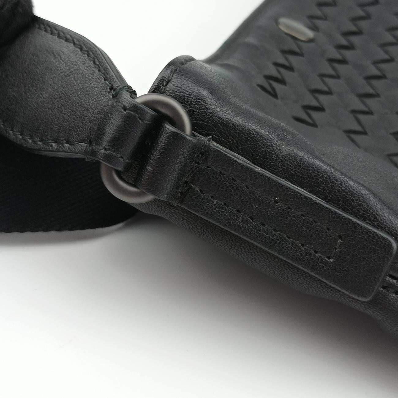 Intrecciato Black lambskin B03396322Zイントレチャート ブラック ラムスキン B03396322Z