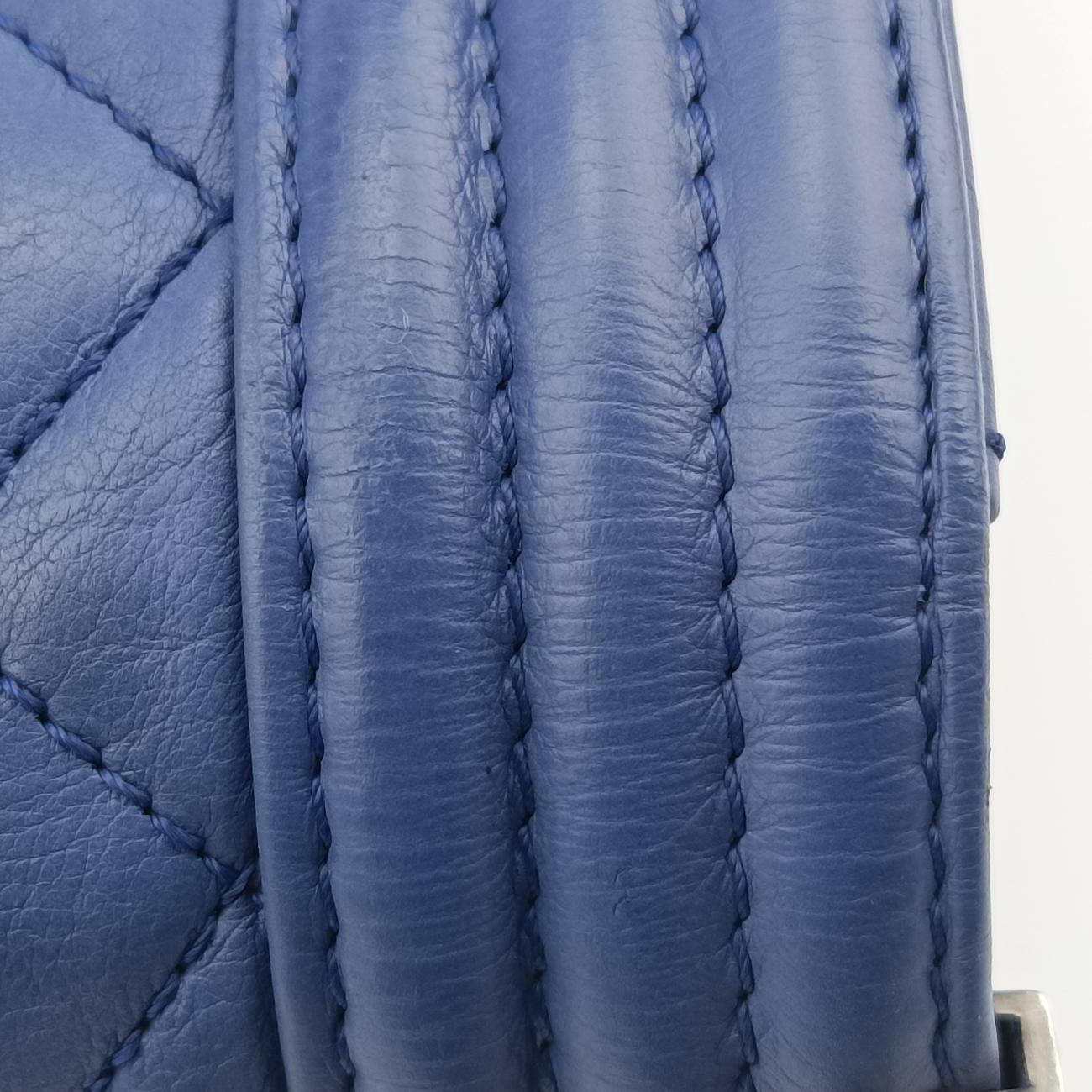 BOY CHANELBluelambskinA6708717953357ボーイシャネルブルーラムスキンA6708717953357