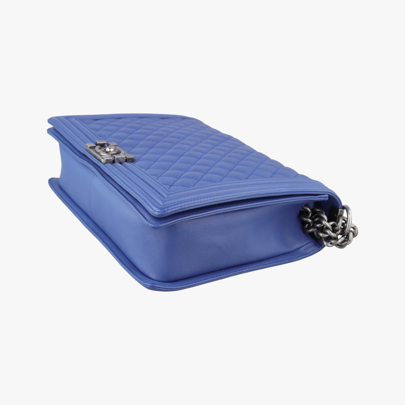 BOY CHANELBluelambskinA6708717953357ボーイシャネルブルーラムスキンA6708717953357