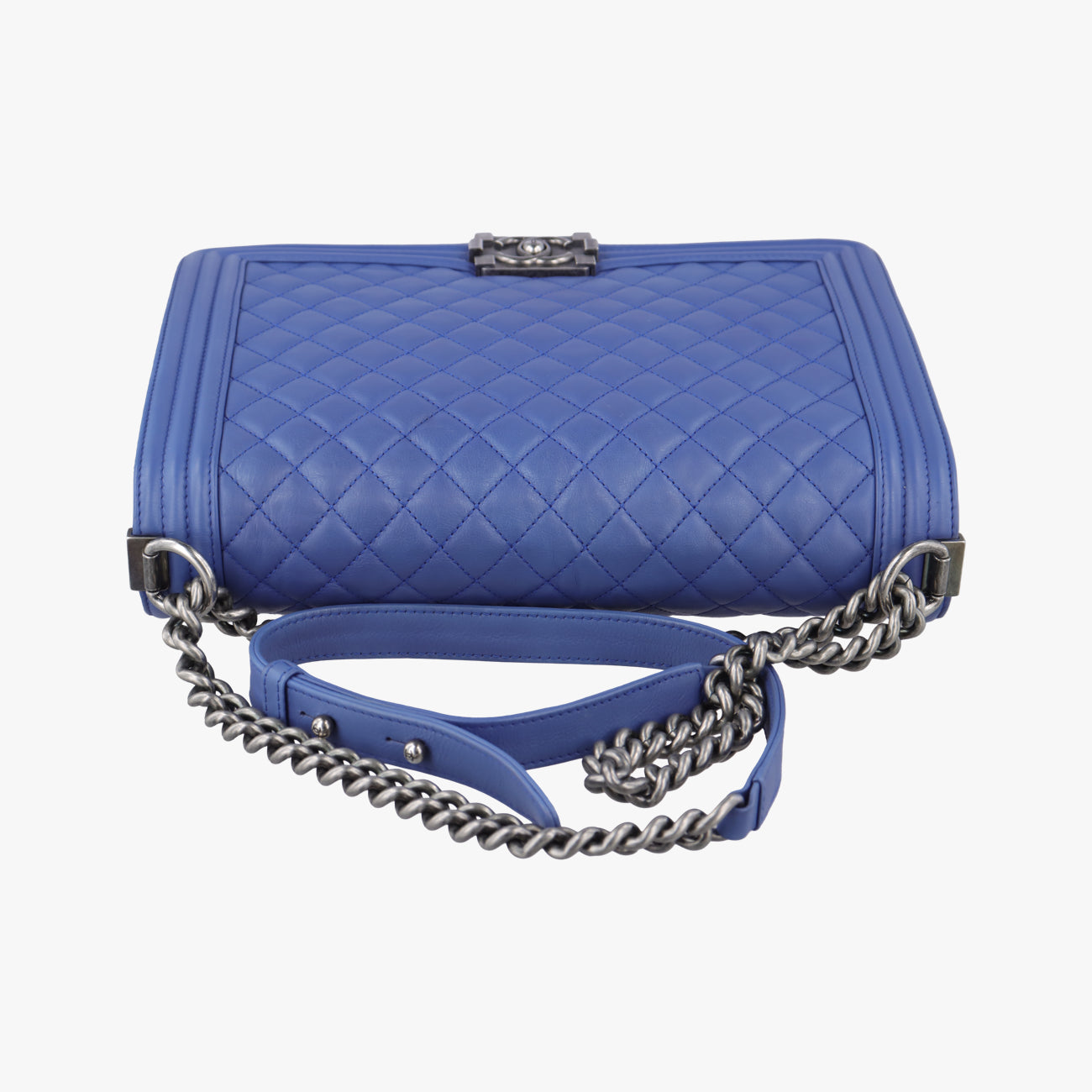 BOY CHANELBluelambskinA6708717953357ボーイシャネルブルーラムスキンA6708717953357