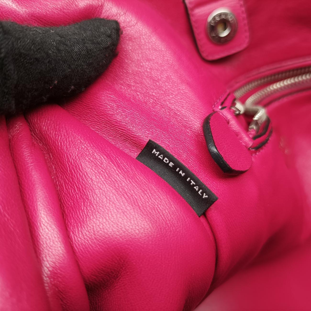 Twin Pocket Rose suede 31/E三角ロゴ ツインポケット ローズ レッド スエード BN2625 31/E