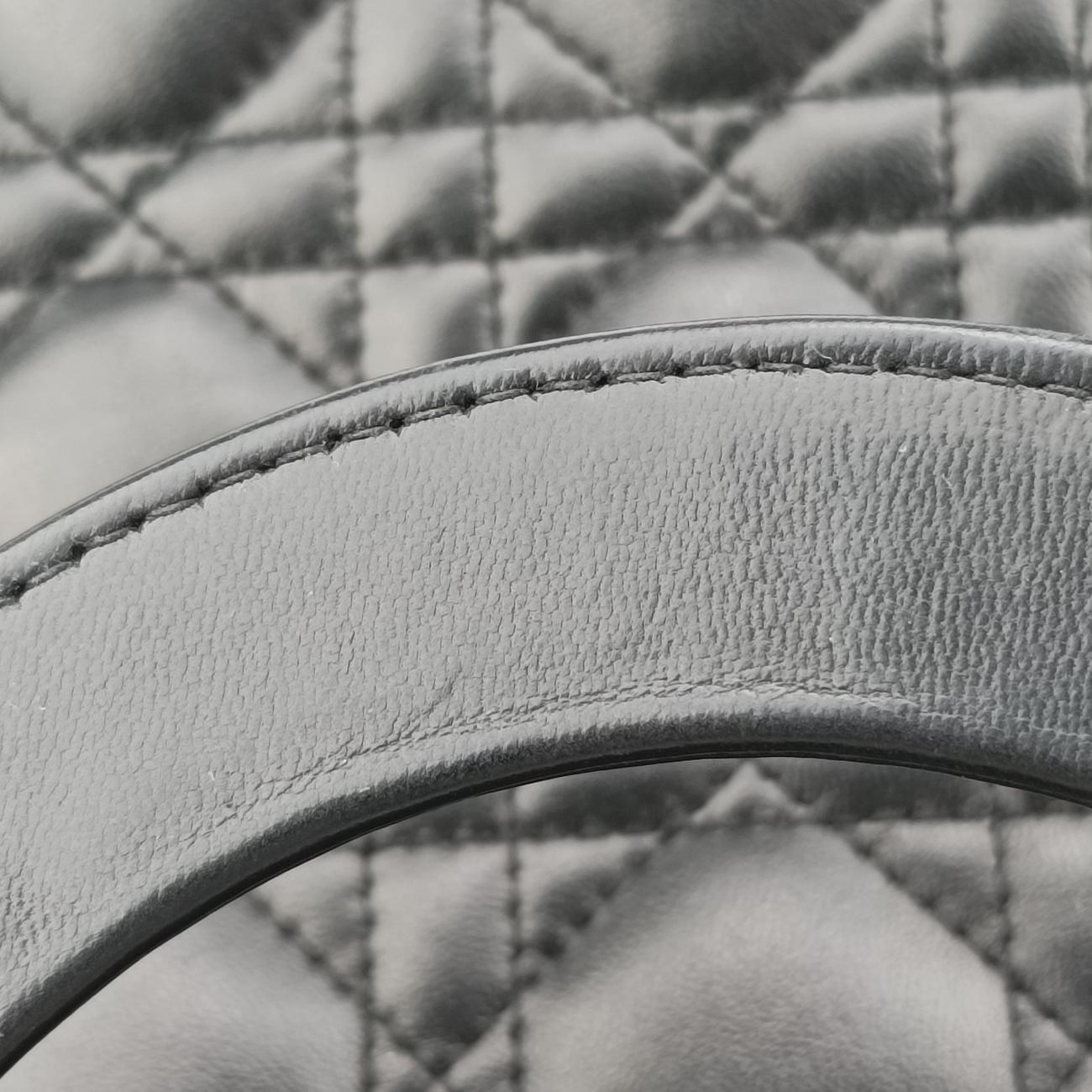 Lady Dior Black lambskin 05-MA-1120レディディオール ブラック ラムスキン 05-MA-1120