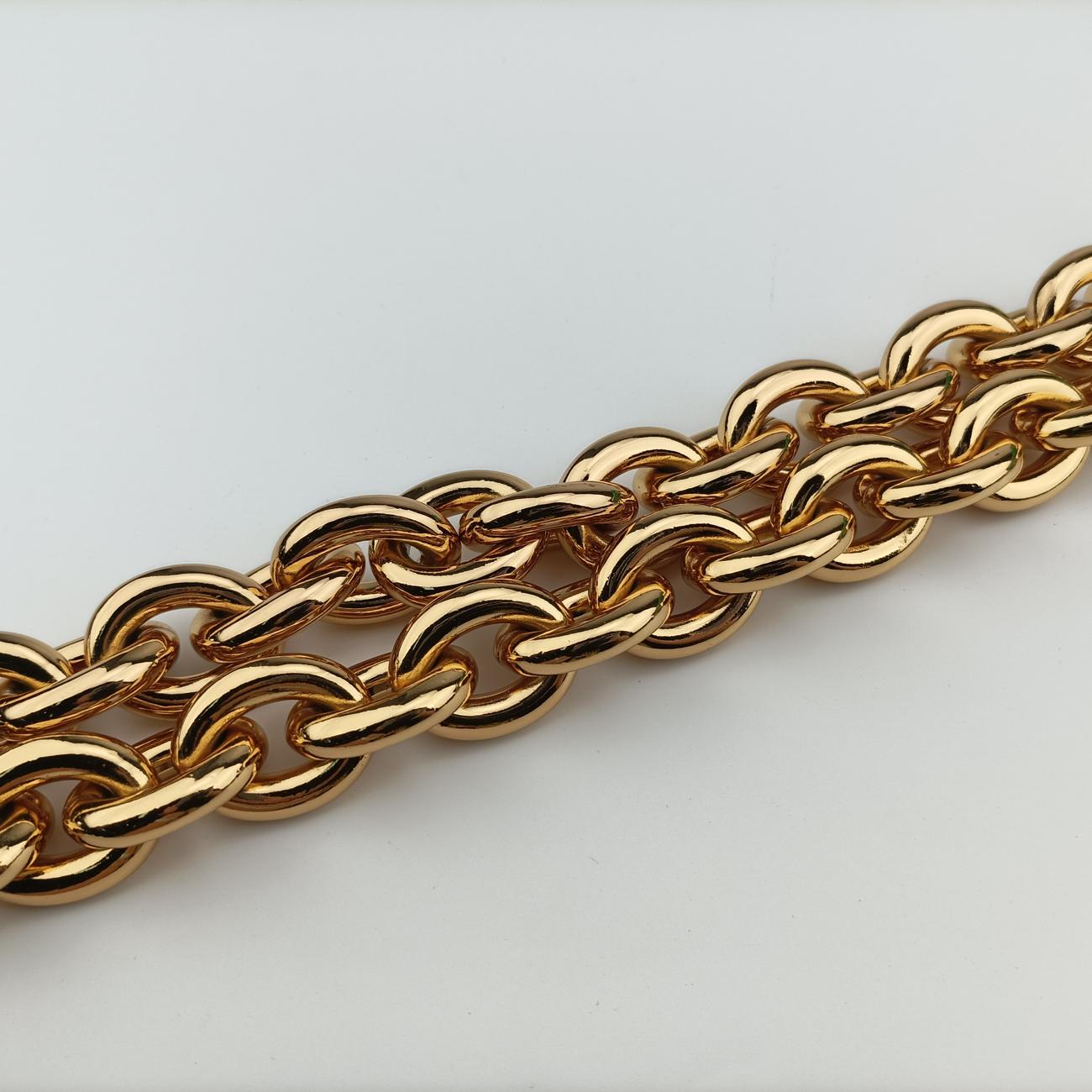 The Chain Cassette Green lambskin B09108320Pザ チェーン カセット グリーン ラムスキン B09108320P