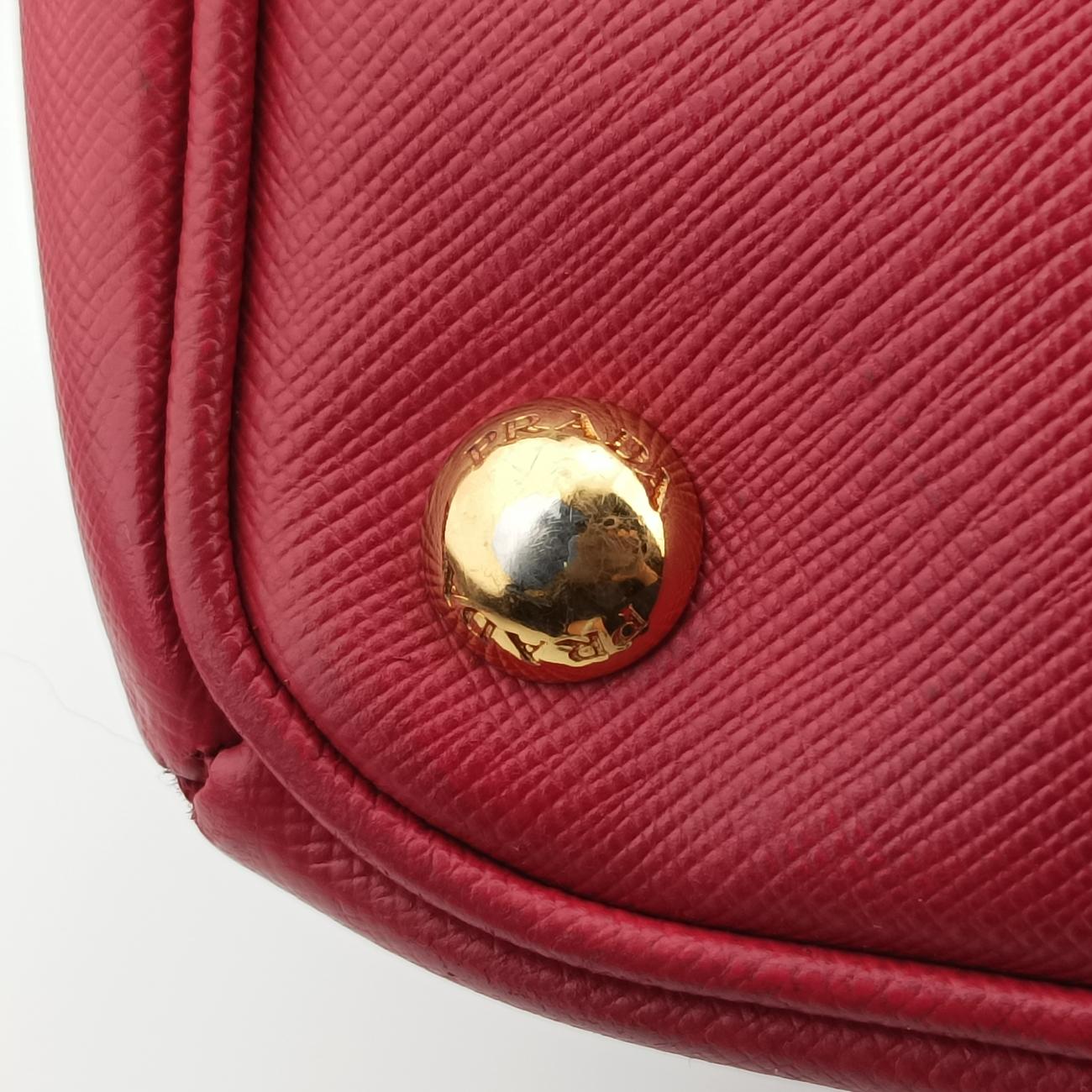 Vernice Parabole Red SAFFIANO Leather 25ヴェルニス パラボレ レッド サフィアーノレザー 25